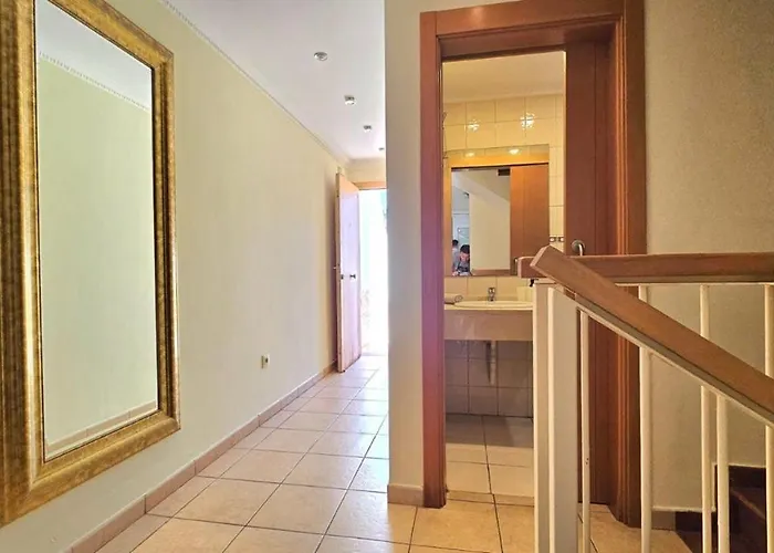 Big And Beautiful House Appartement *