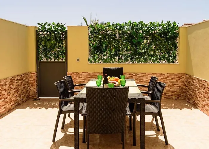 Апартаменты Big And Beautiful House *