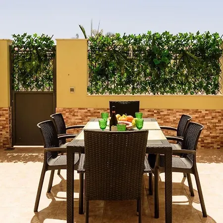 公寓 Big And Beautiful House *