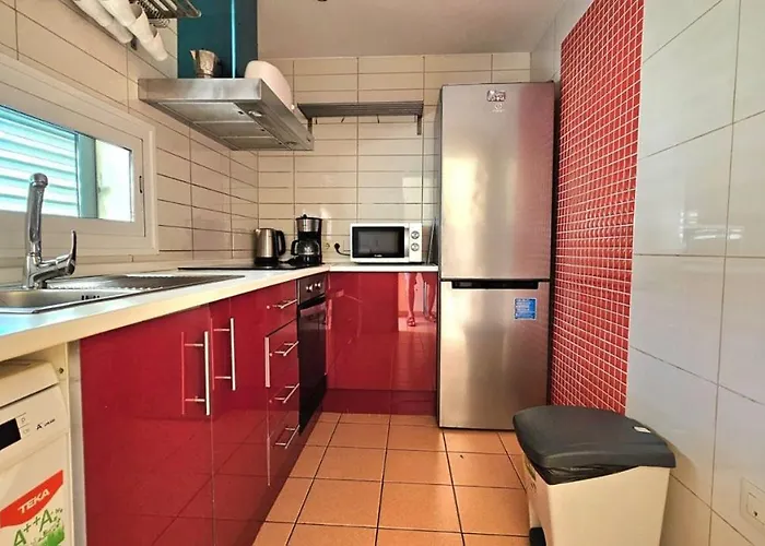 Big And Beautiful House Apartament *